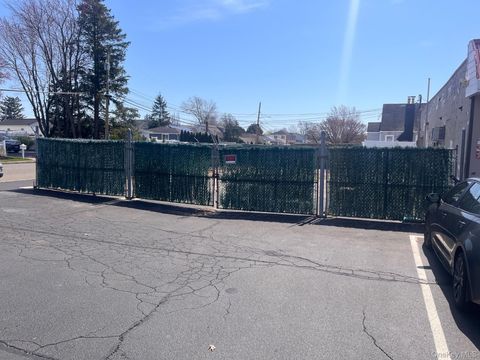 Photo of 632-A Long Island Avenue #A, Deer Park, NY 11729 (MLS # 985059)