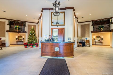 1 Bay Club Drive Unit 11J, Bayside, NY 11360 - MLS#: 948676