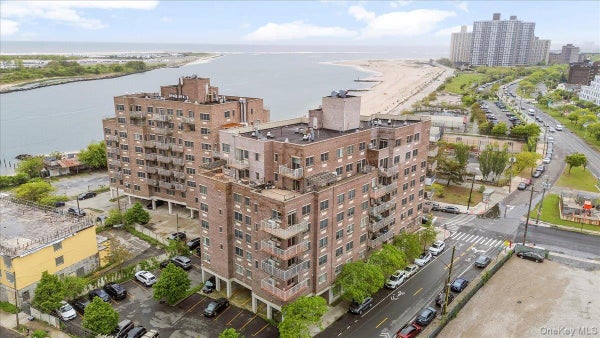 156 BEACH 9TH ST APT 4D, FAR ROCKAWAY, NY 11691 - Image 75e4c37b6b9682bc3dbd7895ed0a1dda/3512747598