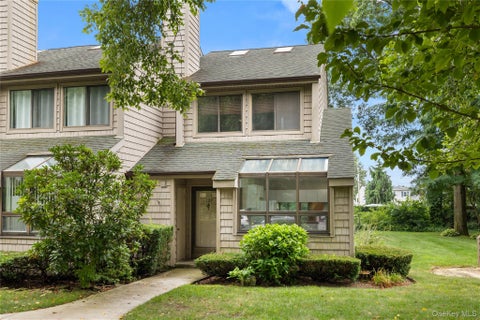 Condo For Sale - 127 Beecher Avenue Extension<br/> Suffolk County, East Islip, NY 11730