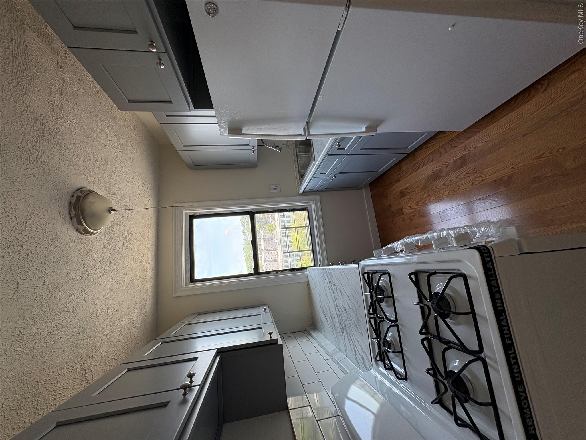 30 Locust Hill Avenue 7D