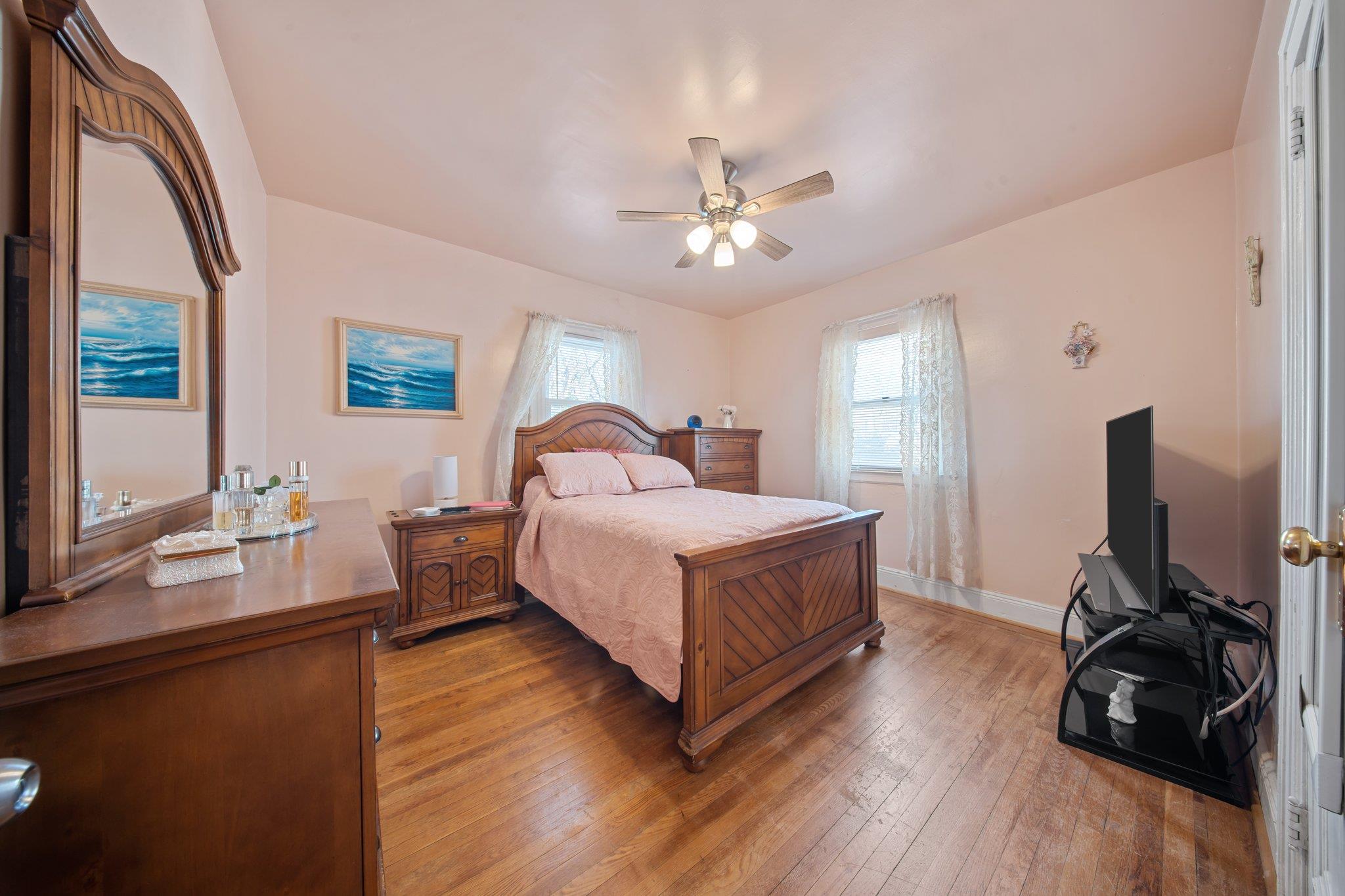 55 Ethel Street, Valley Stream, New York image 13