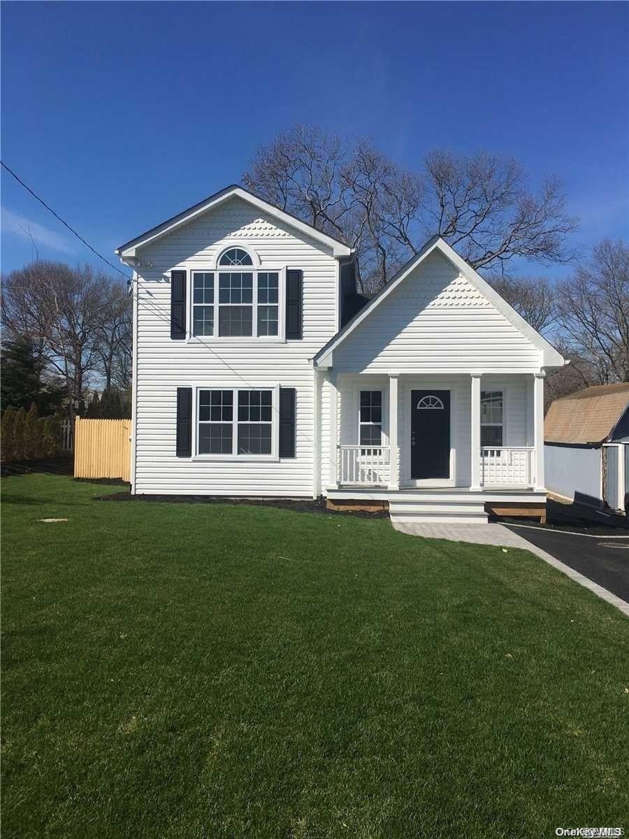 Photo of 25 Osage Street, Selden, NY 11784 (MLS # 1066719)