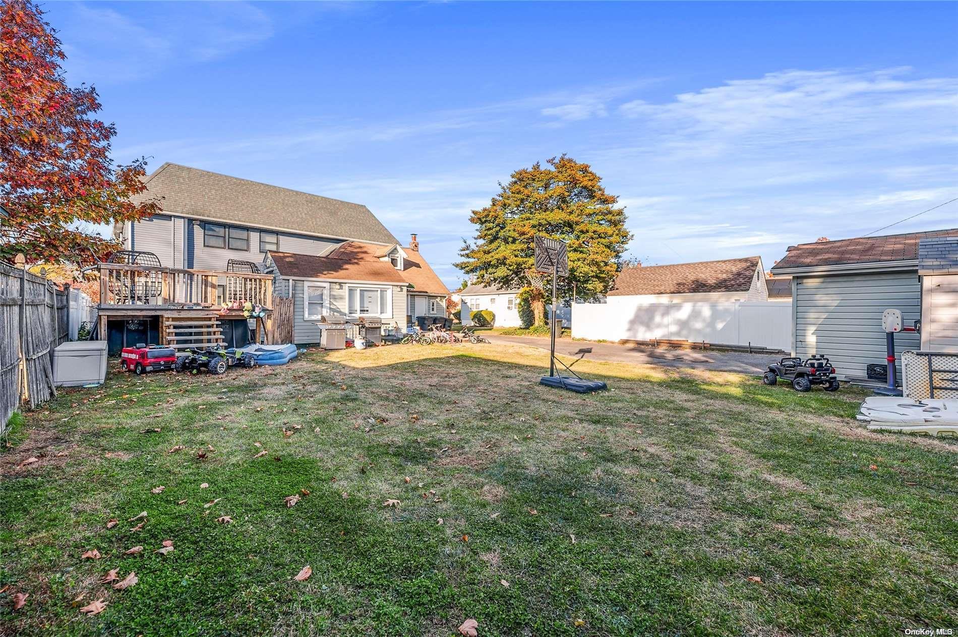 105 Healy Avenue, Inwood, New York image 30