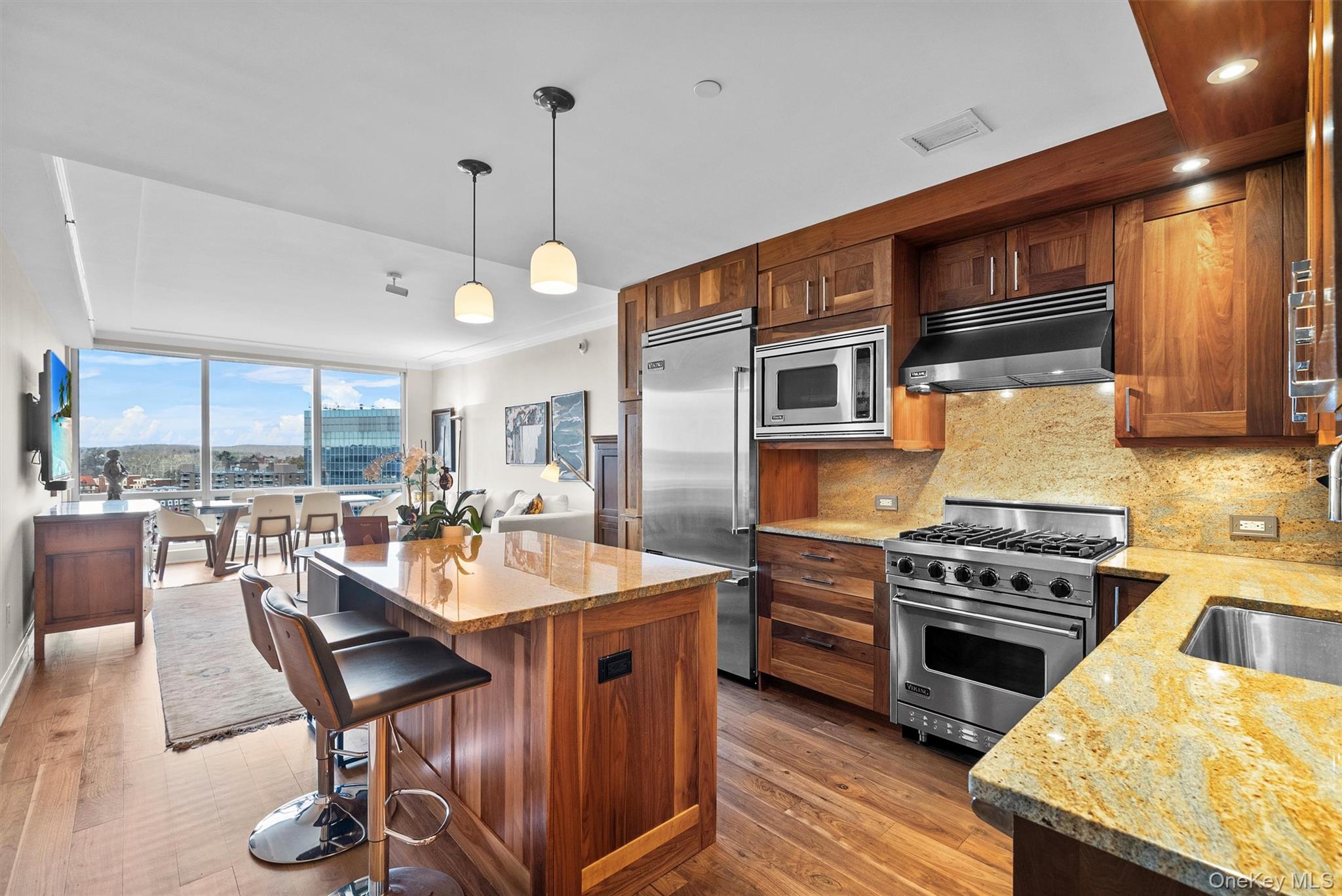 5 Renaissance Square 19B