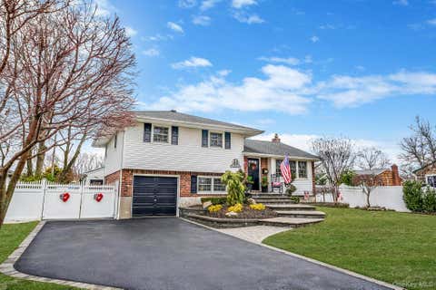 Homes For Sale - 68 Elder Drive<br/> Commack, NY 11725