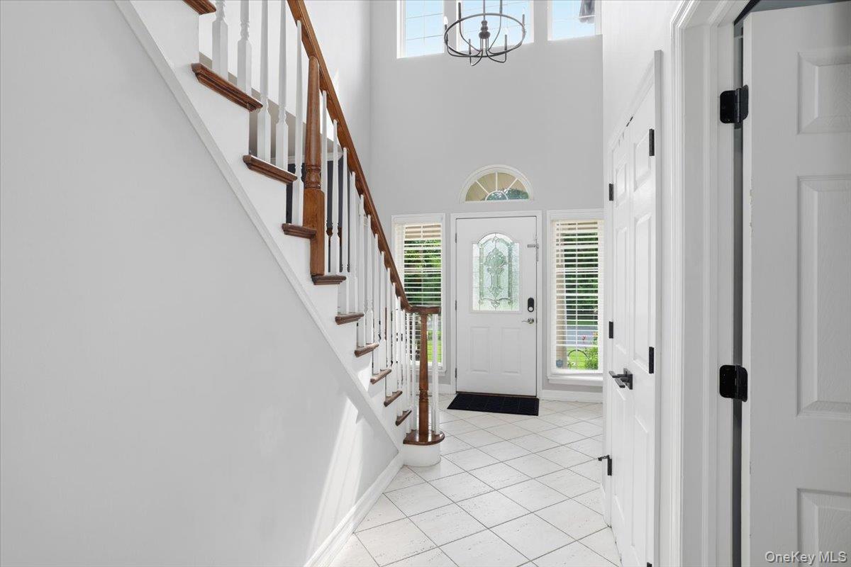 48 Province Drive - Photo 4