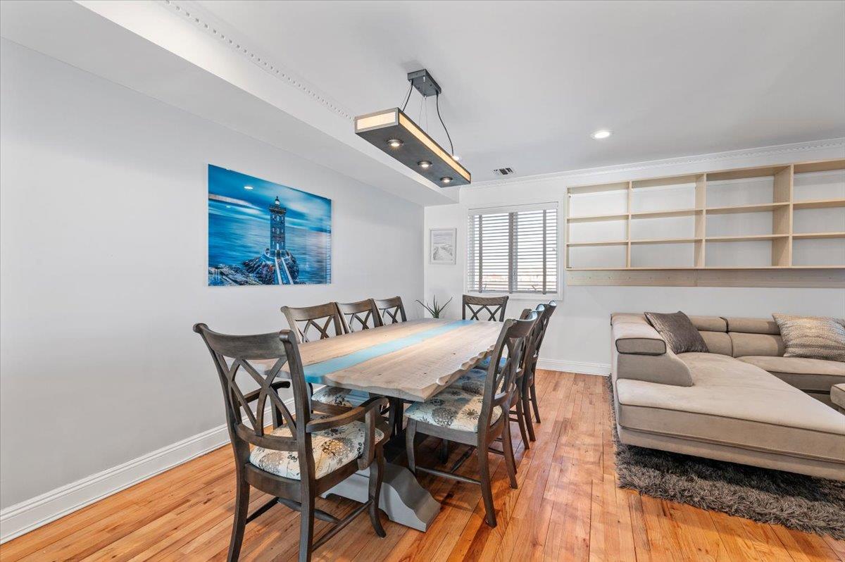 Long Beach, New York 11561, United States, 3 Bedrooms Bedrooms, ,4 BathroomsBathrooms,Residential,Active,12313