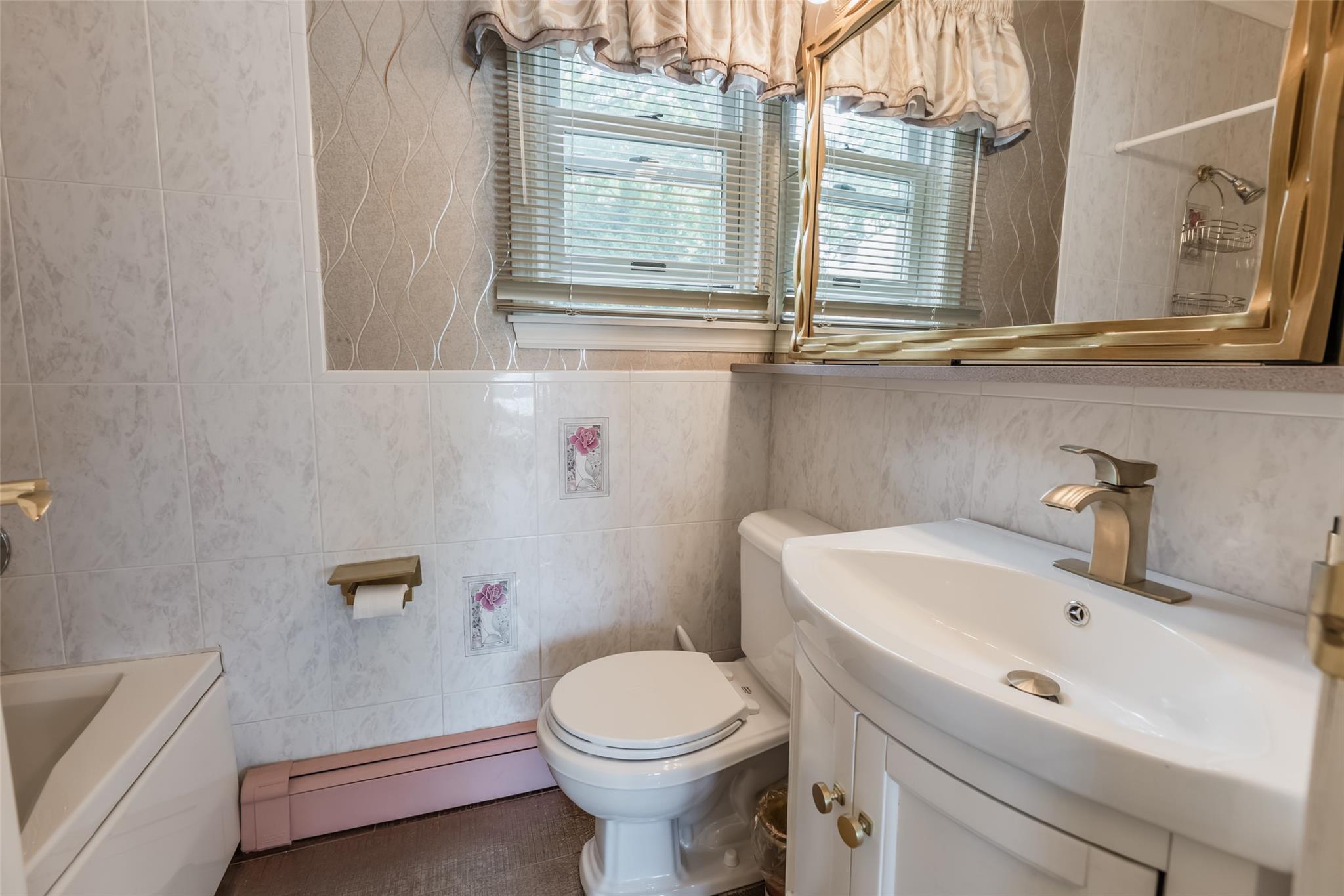 26 Point Breeze Drive, Rocky Point, New York image 12