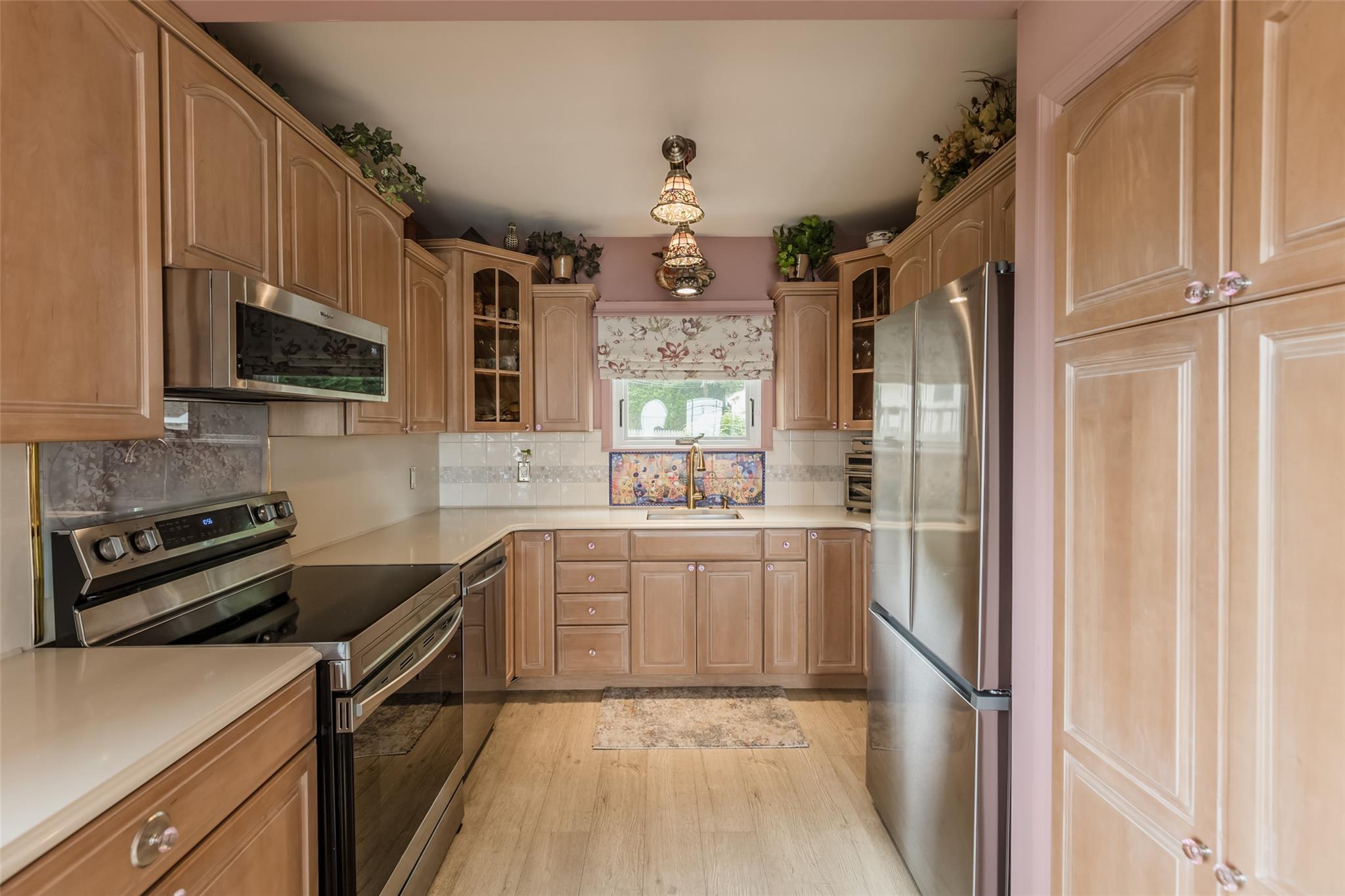 26 Point Breeze Drive, Rocky Point, New York image 6