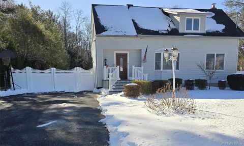 142 Jamaica Avenue, Medford, NY 11763 - MLS#: 957752