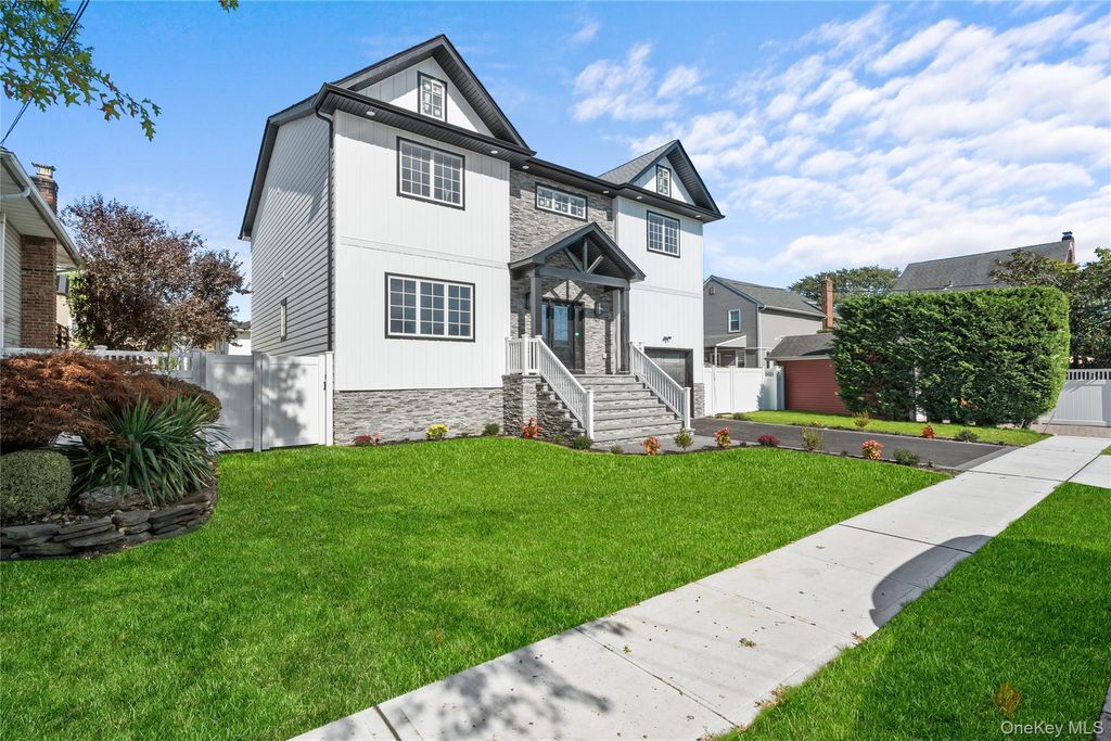 Photo of 450 Morea Street, Oceanside, NY 11572 (MLS # 916488)