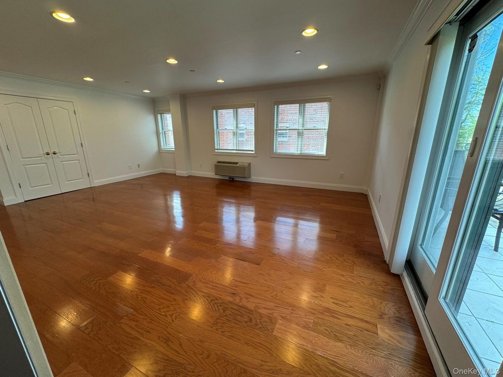 Photo of 42-23 212 Street #3C, Bayside, NY 11361 (MLS # 961587)