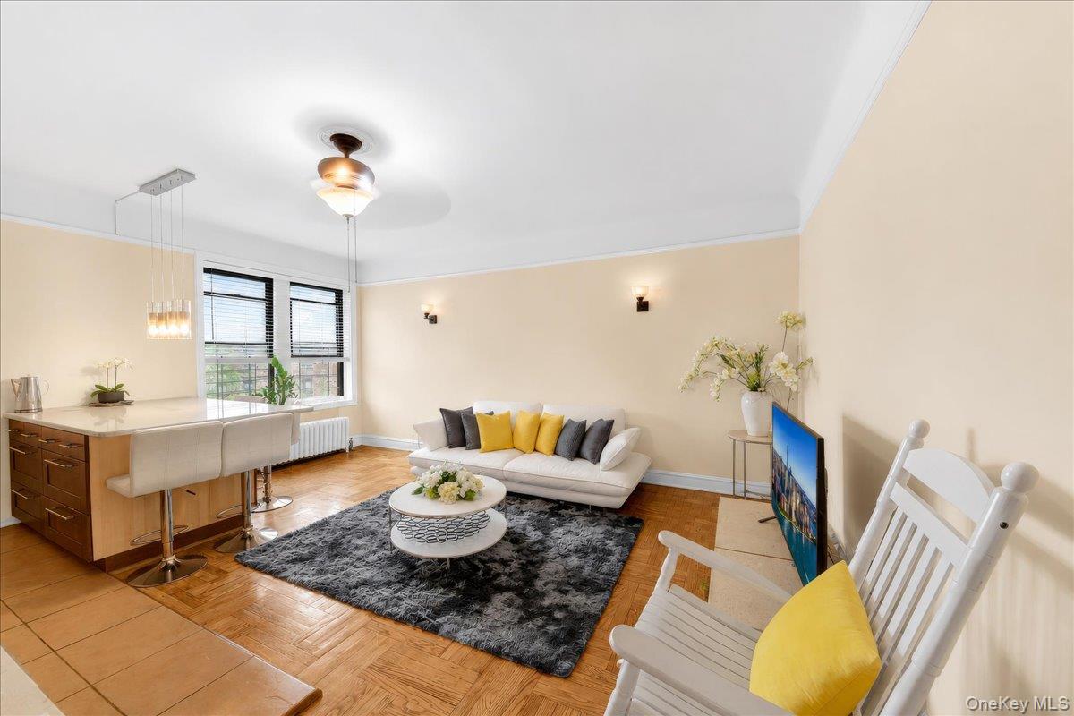 3398 Wayne Avenue C61