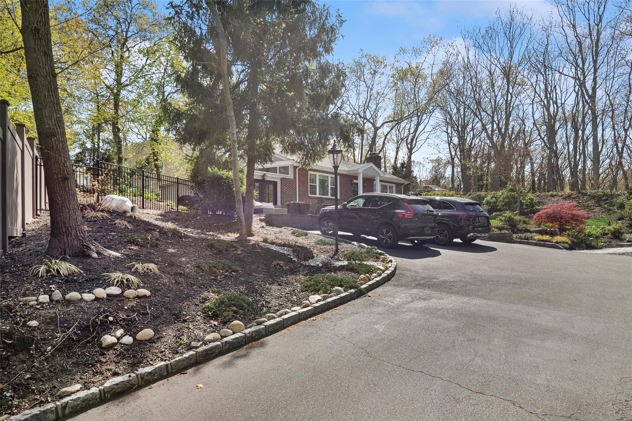 109 Centerport Road, Centerport, New York image 6