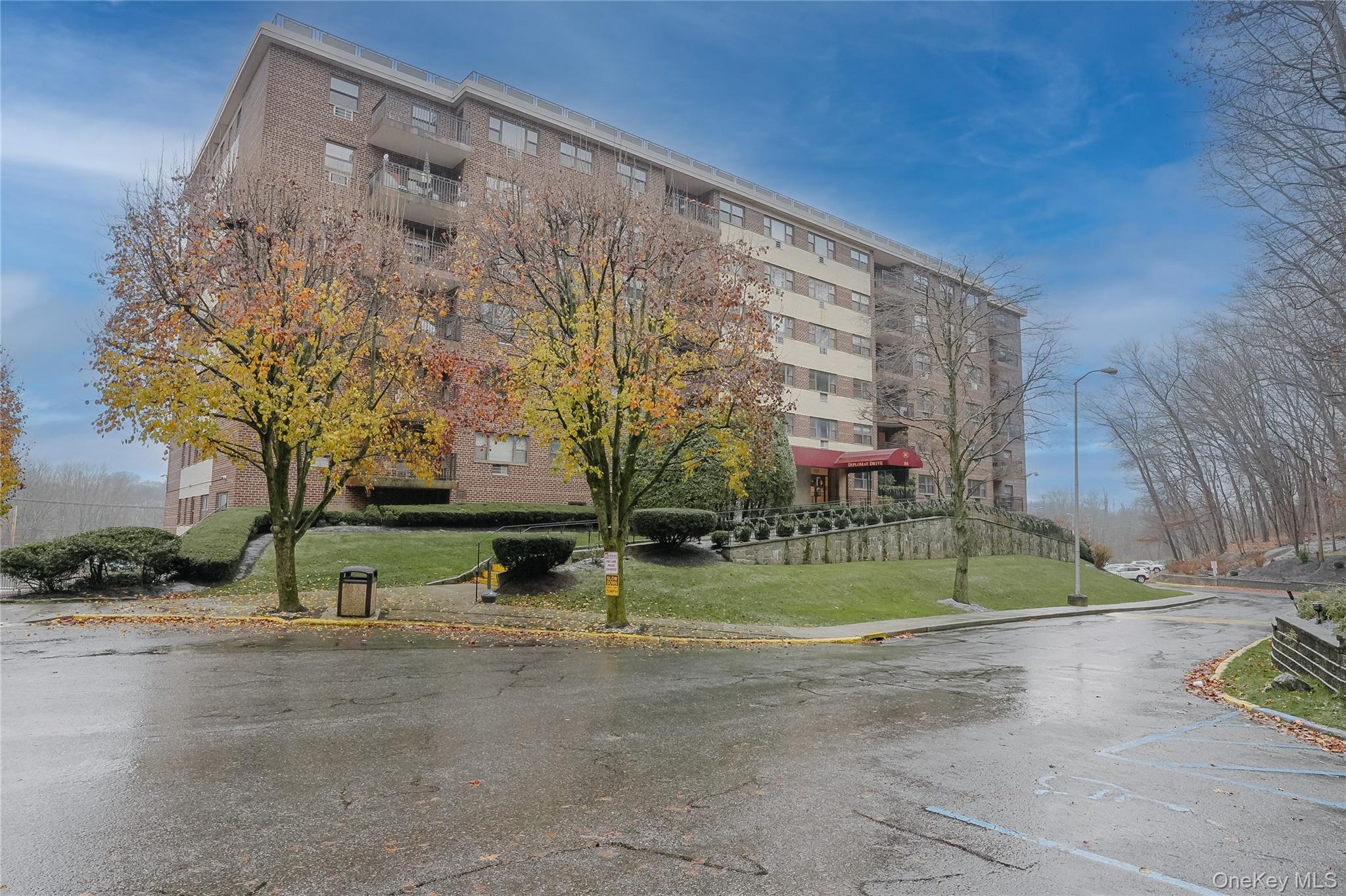 100 Diplomat Drive 8M