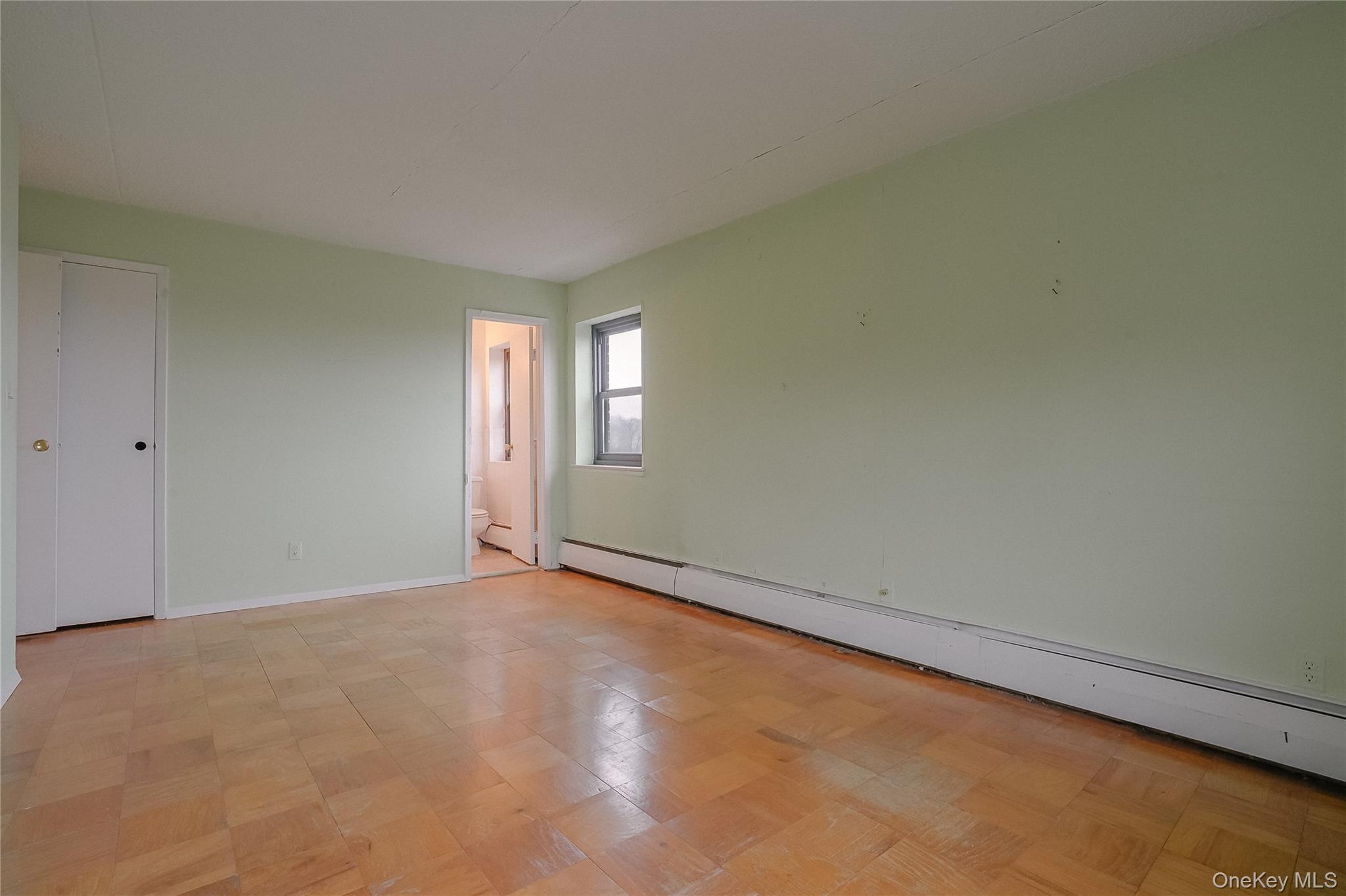 100 Diplomat Drive 8M