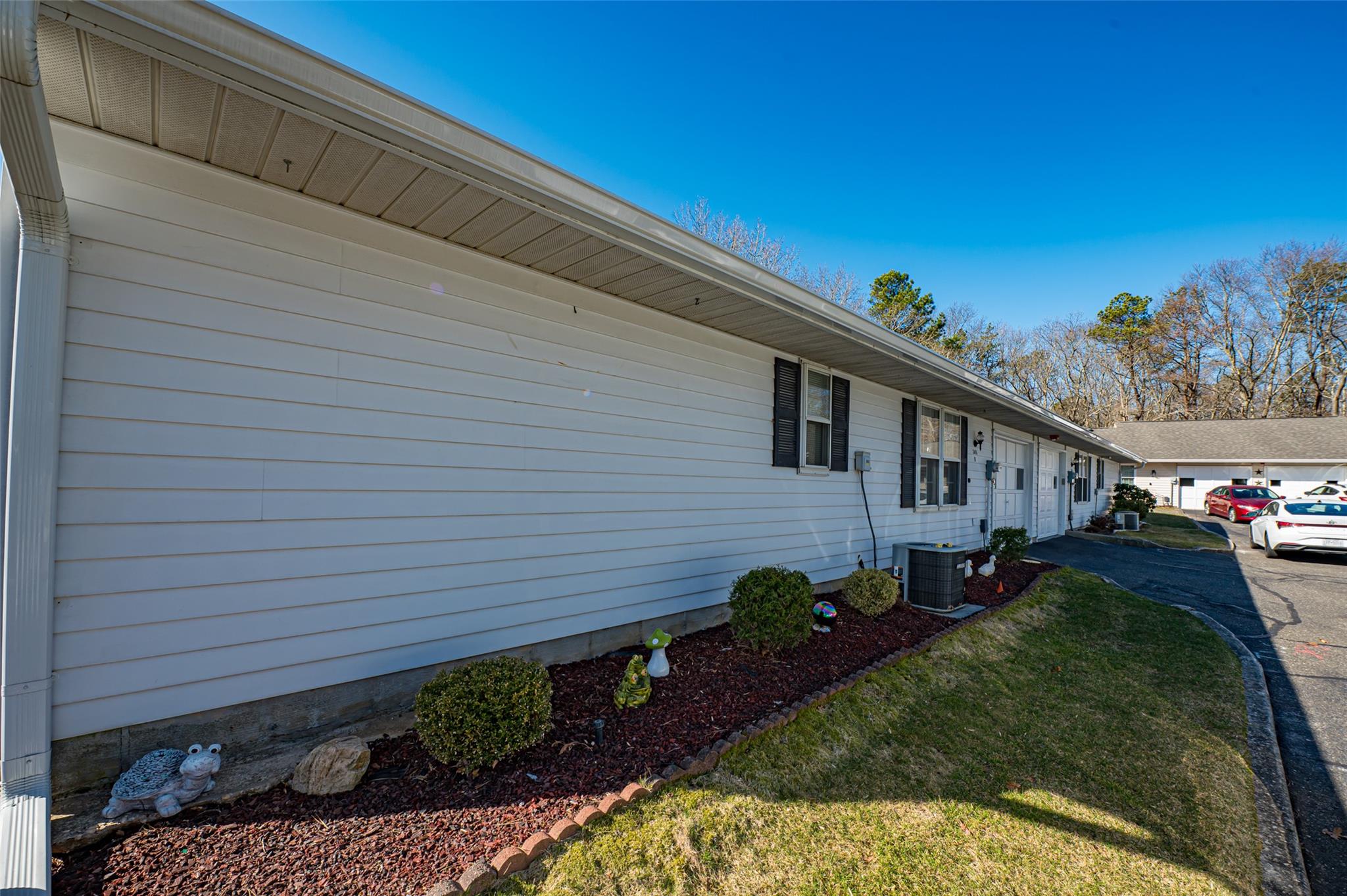 346 Woodbridge Drive #B, Ridge, New York image 18