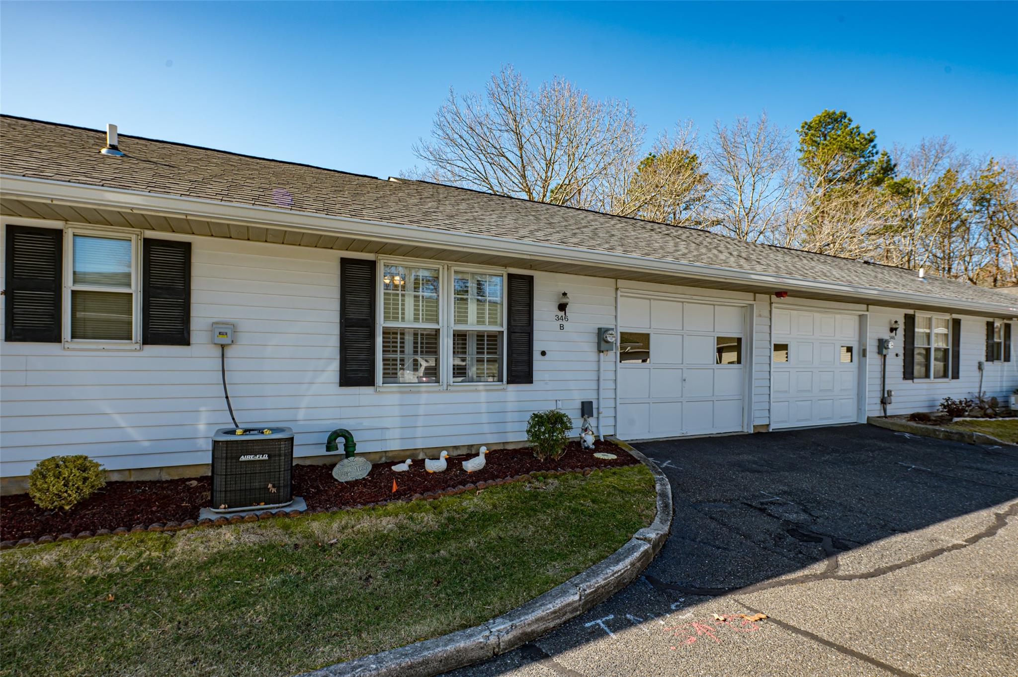 346 Woodbridge Drive #B, Ridge, New York image 17