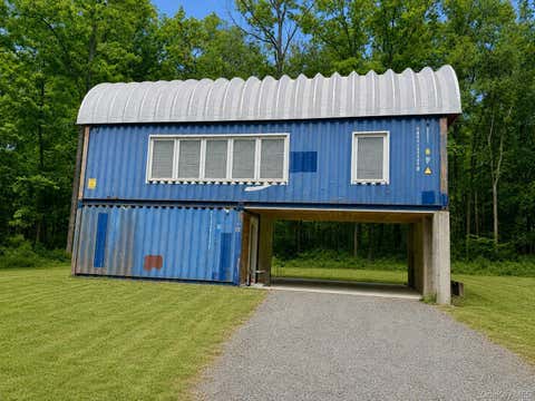 Photo of 40 Pioneer Road, Gardiner, NY 12525 (MLS # 1009050)