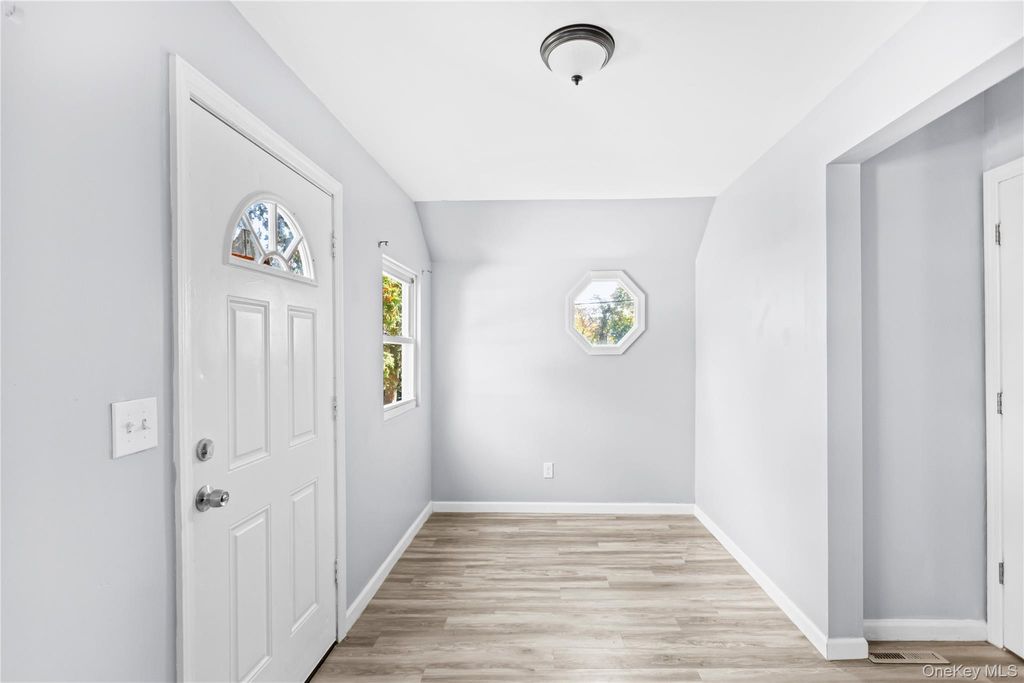 Photo of 18 Central Parkway, Medford, NY 11763 (MLS # 927428)
