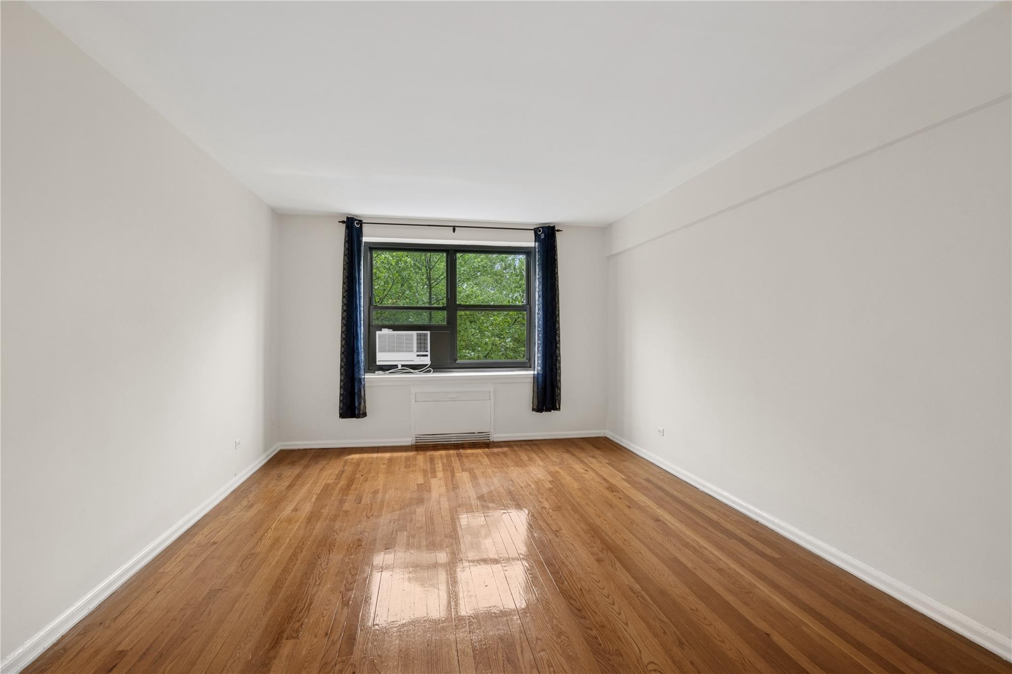 212-03 75th Avenue #5A, Bayside, New York image 3