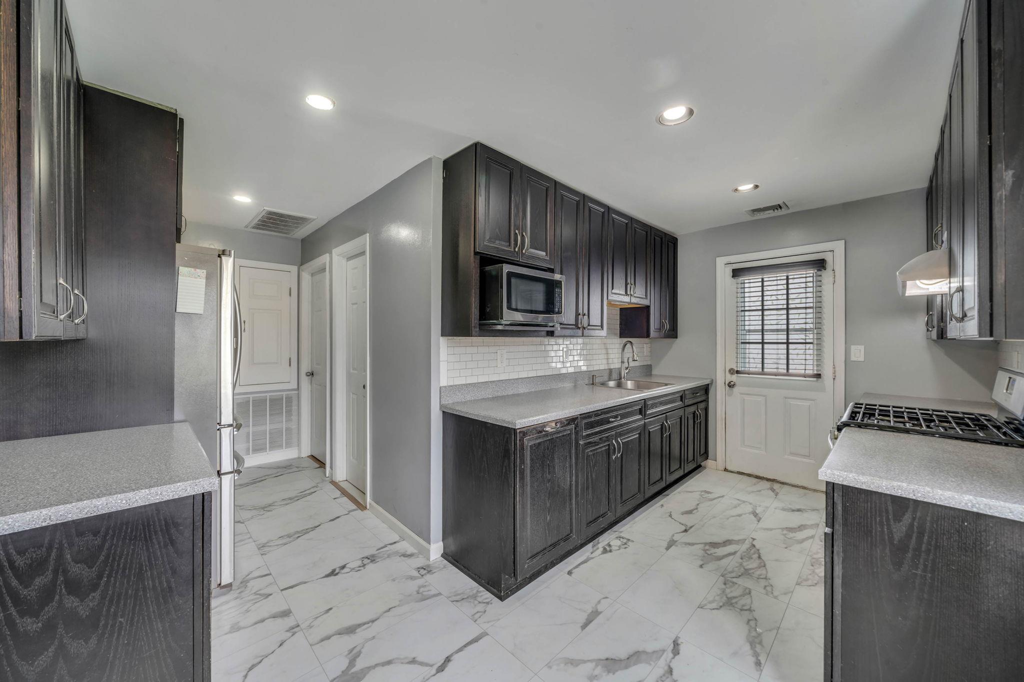 190 Front Avenue, Brentwood, New York image 13