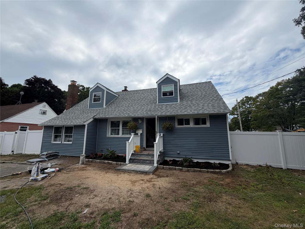 Photo of 1132 Udall Road, Bay Shore, NY 11706 (MLS # 1041321)