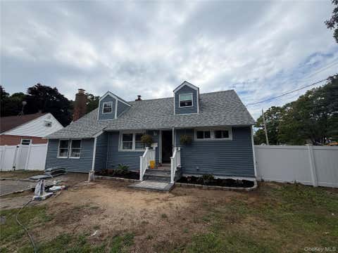 Homes For Sale - 1132 Udall Road<br/> Bay Shore, NY 11706