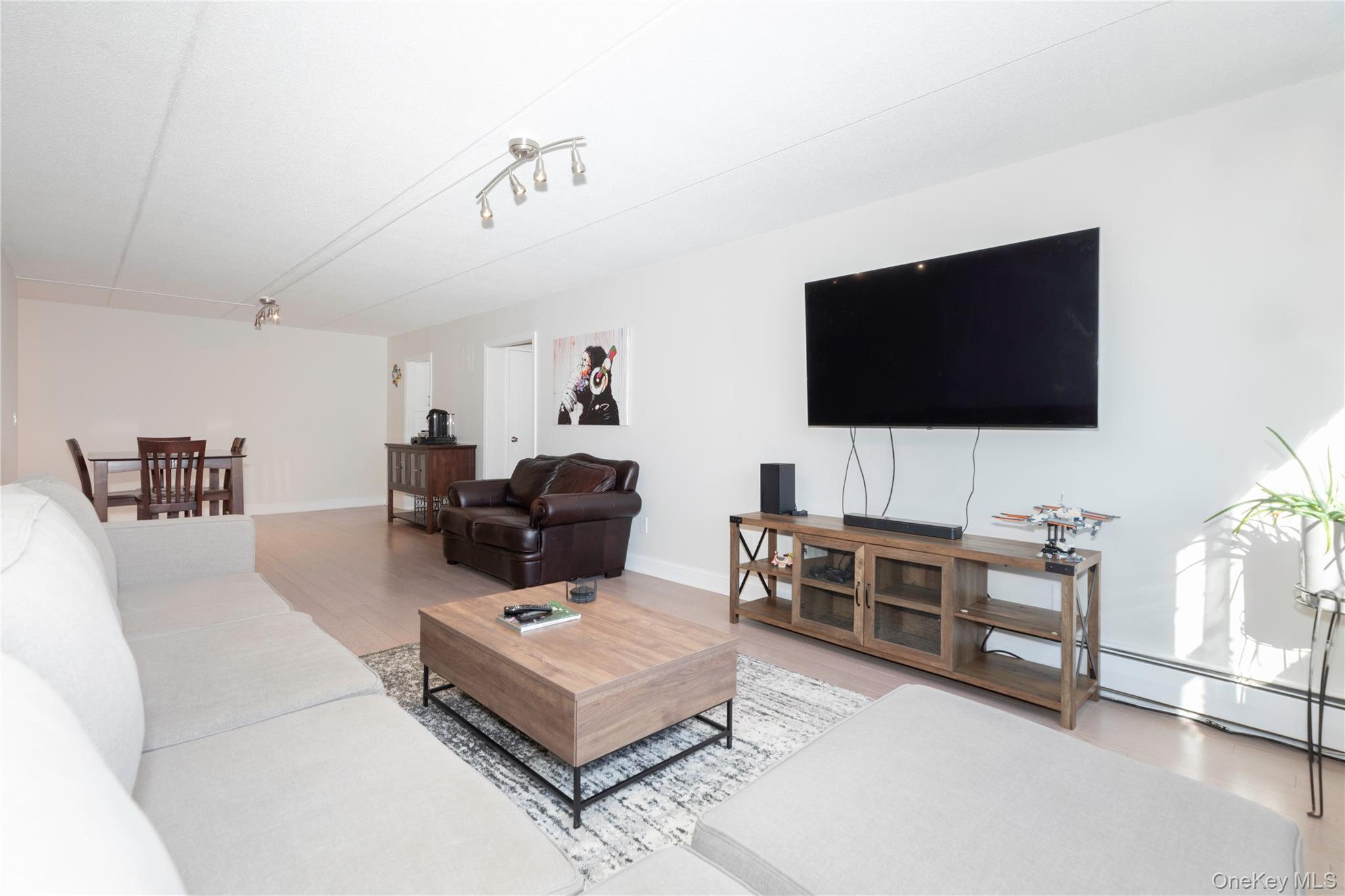 4 Consulate Drive 3D