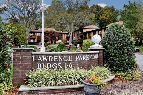 Apartment For Sale - 6 W Lawrence Park Drive #2<br/> Piermont, NY 10968