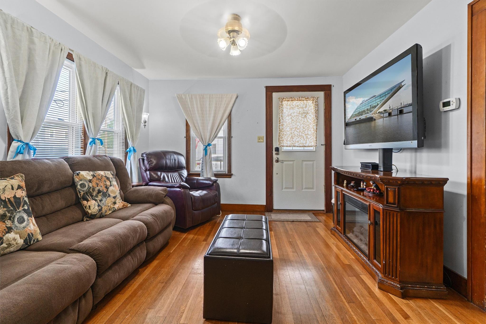 21 Delaware Street, Port Jervis, New York image 4