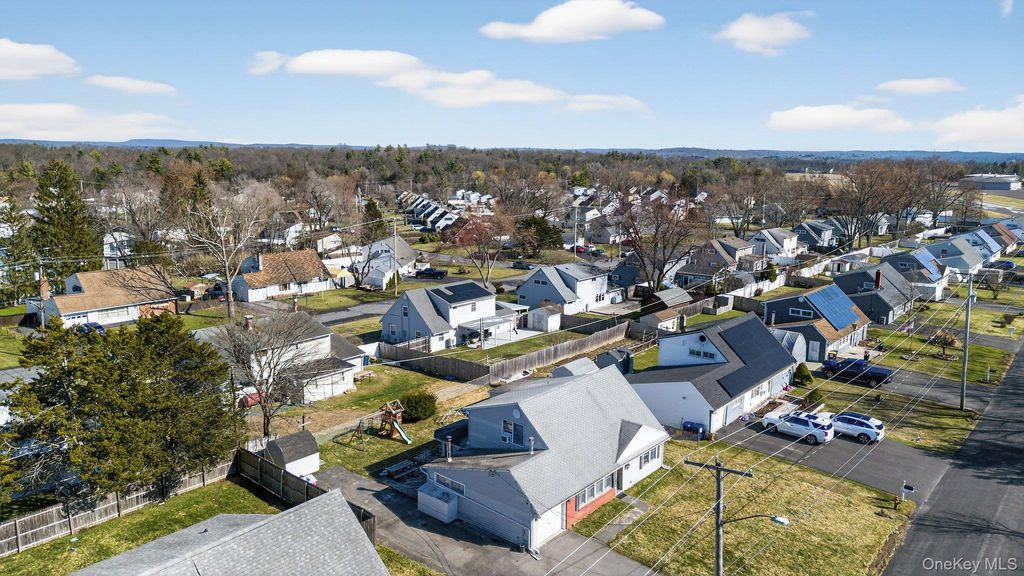 Photo of 38 Dunwoodie Drive, Kingston, NY 12401 (MLS # 977518)