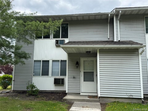 Condo For Rent - 1 Ruth Court<br/> Middletown, NY 10940