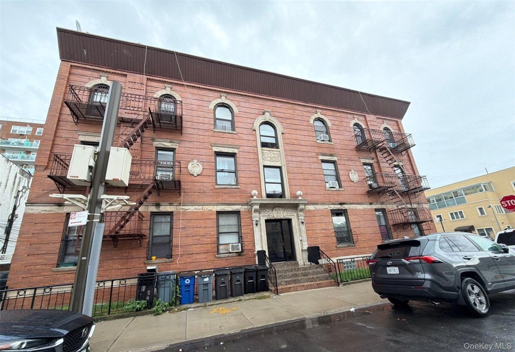 Photo of 215 Bay 23rd Street #2A, Brooklyn, NY 11214 (MLS # 1053278)