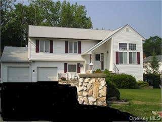 Homes For Sale - 51 Keats Drive<br/> New Windsor, NY 12553