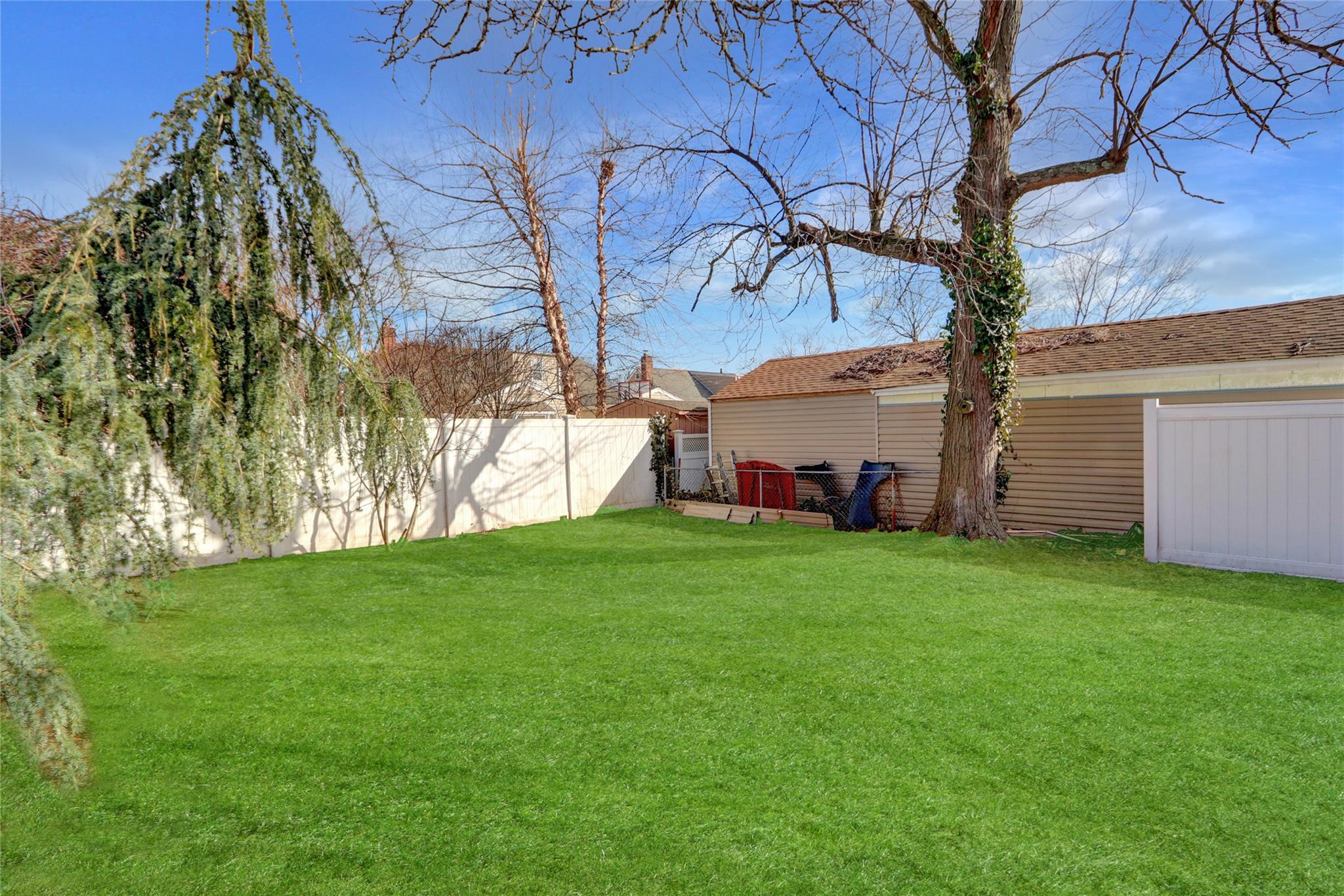 1139 Slabey Avenue, Valley Stream, New York image 27