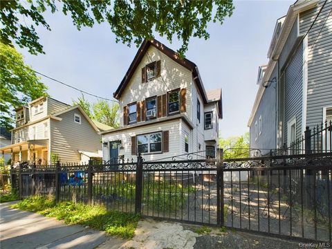 Multifamily For Sale - 441 S 8th Avenue<br/> Mount Vernon, NY 10550