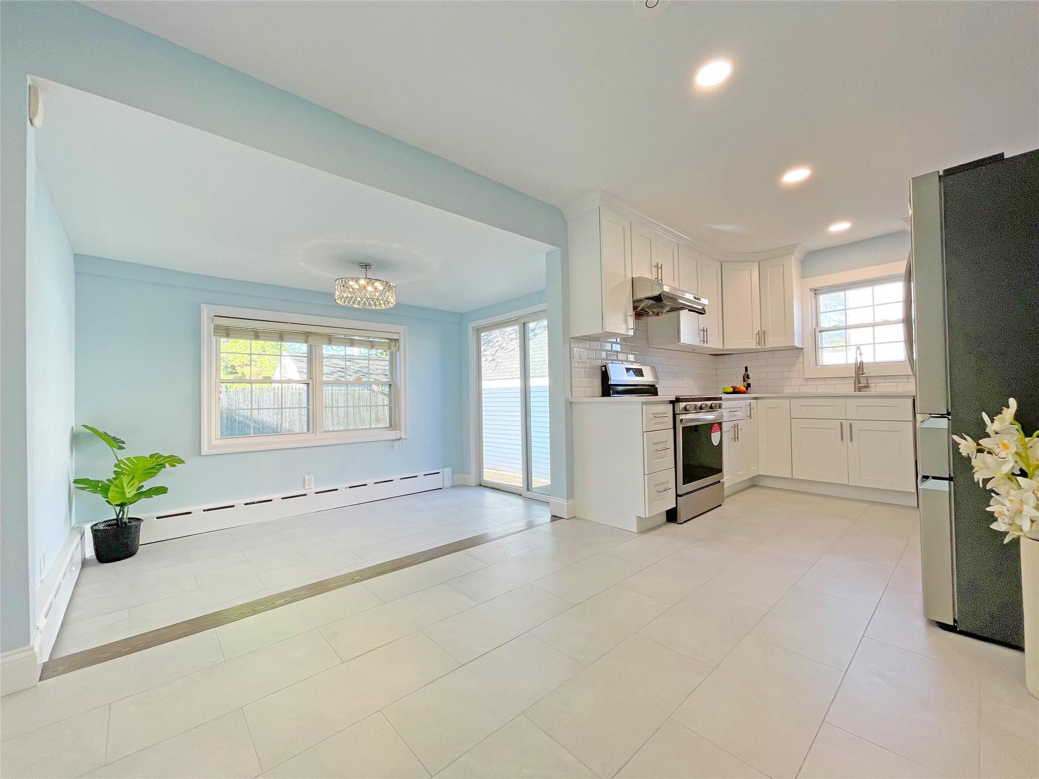 4 Walker Avenue, Syosset, New York image 13