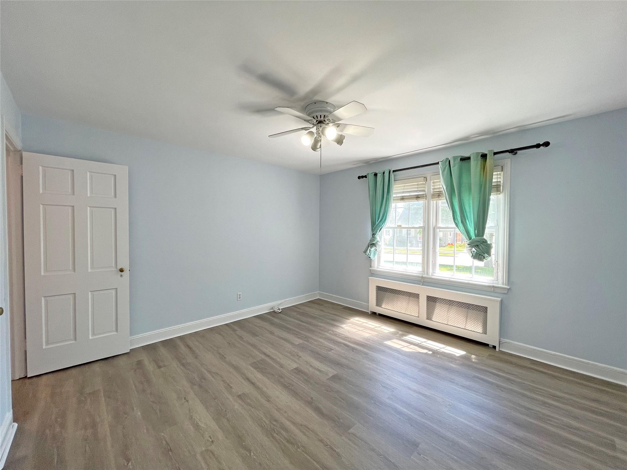 4 Walker Avenue, Syosset, New York image 20