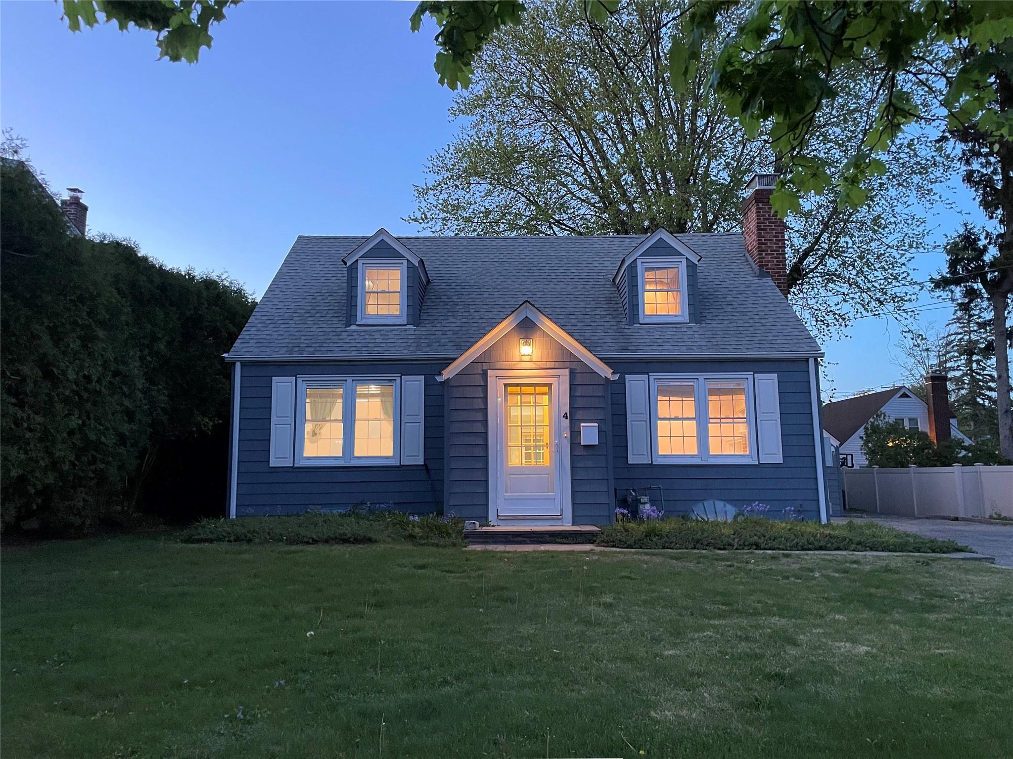 4 Walker Avenue, Syosset, New York image 49