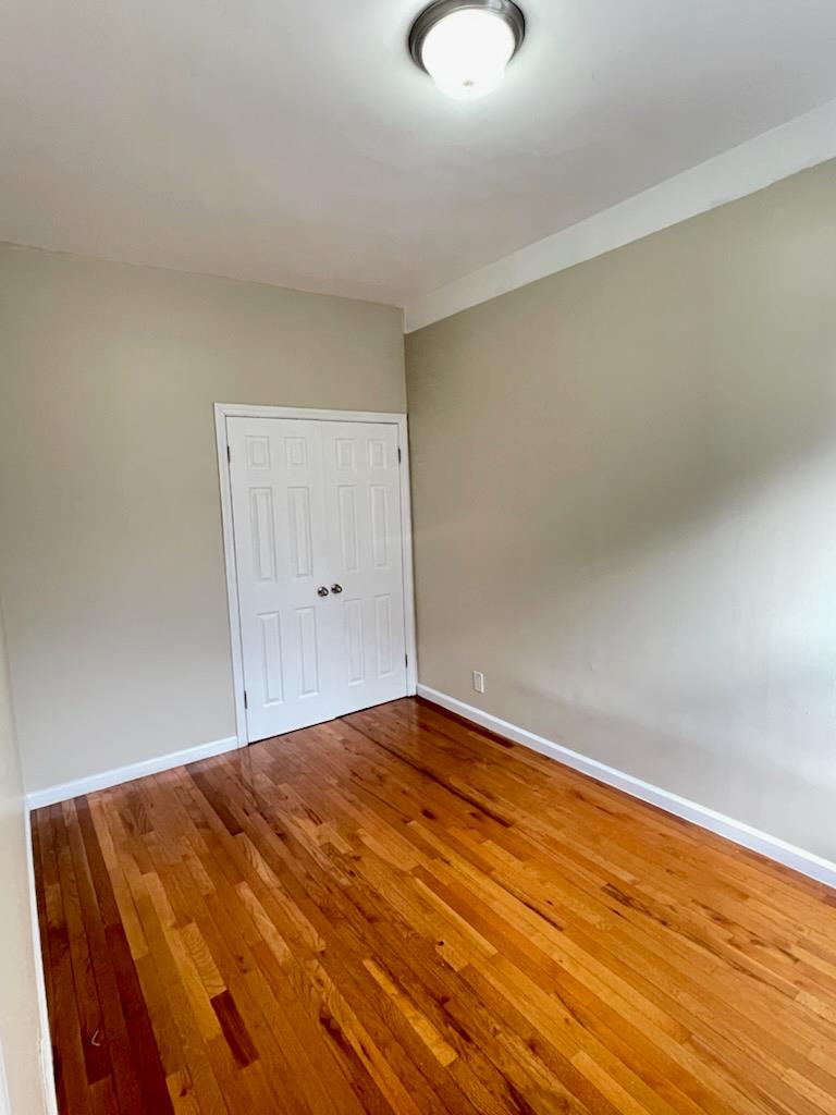 Rental Property at Carlisle Place 1, Bronx, New York - Bedrooms: 2 
Bathrooms: 1  - $2,885 MO.