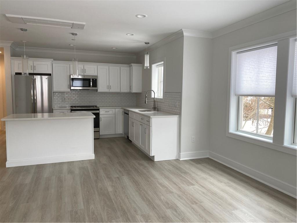 Rental Property at Bedford Road 2G, Chappaqua, New York - Bedrooms: 2 
Bathrooms: 2 
Rooms: 4  - $4,500 MO.
