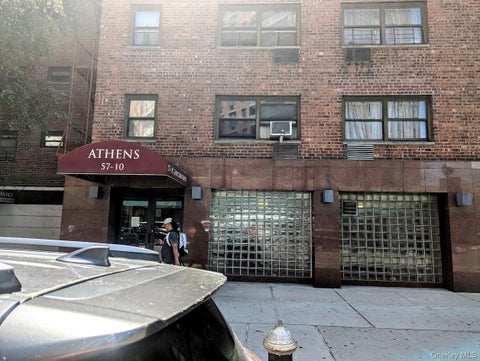 Homes For Sale - 57-10 Junction Blvd Blvd #4G<br/> Queens County, Elmhurst, NY 11373