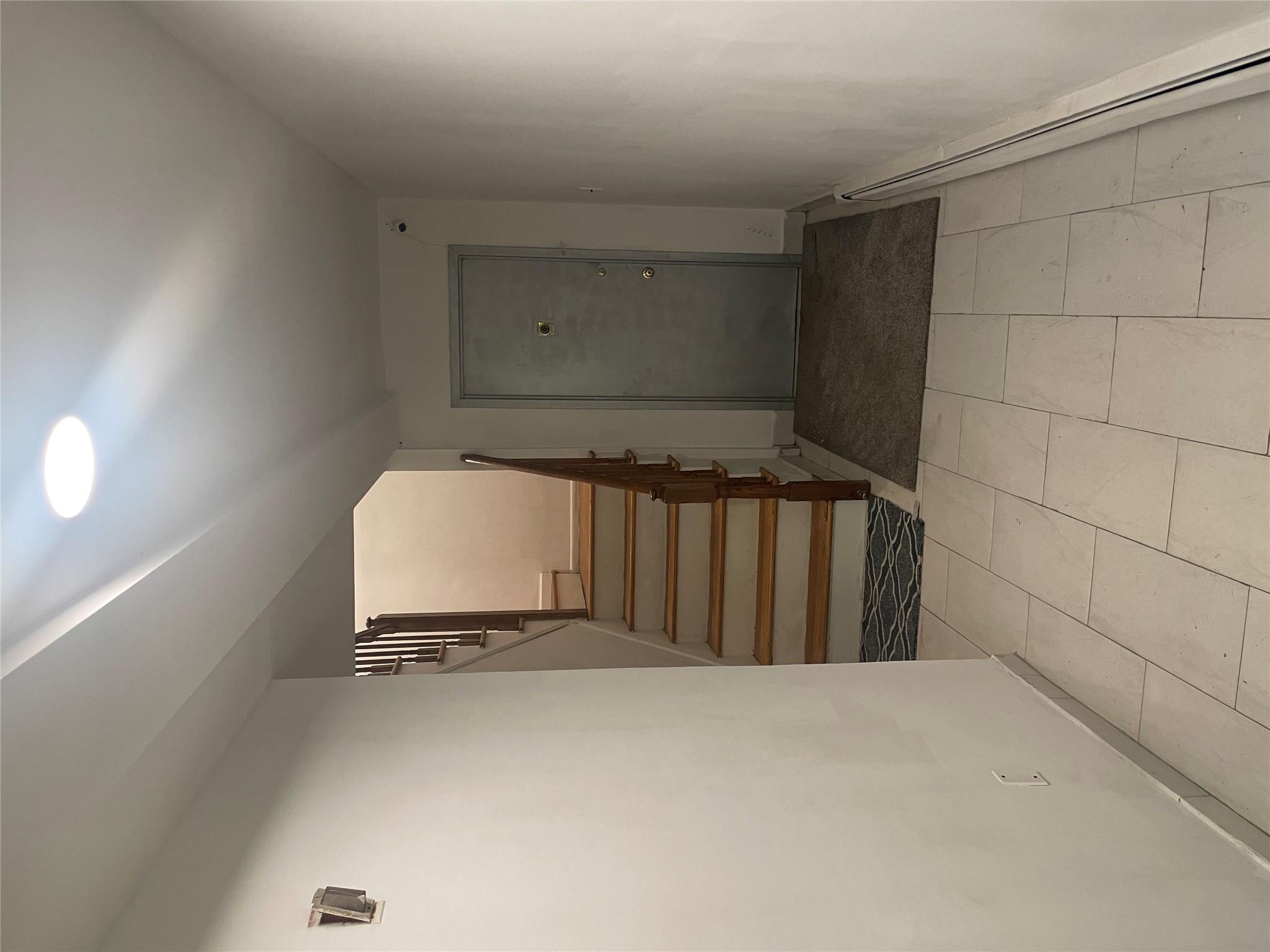 1276 east 224th street