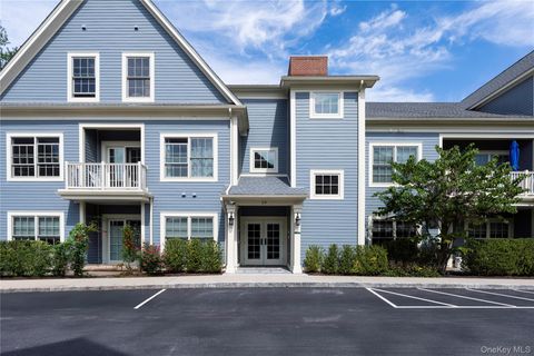 19 Butterfield #102B Road 102B Cold Spring NY 10516