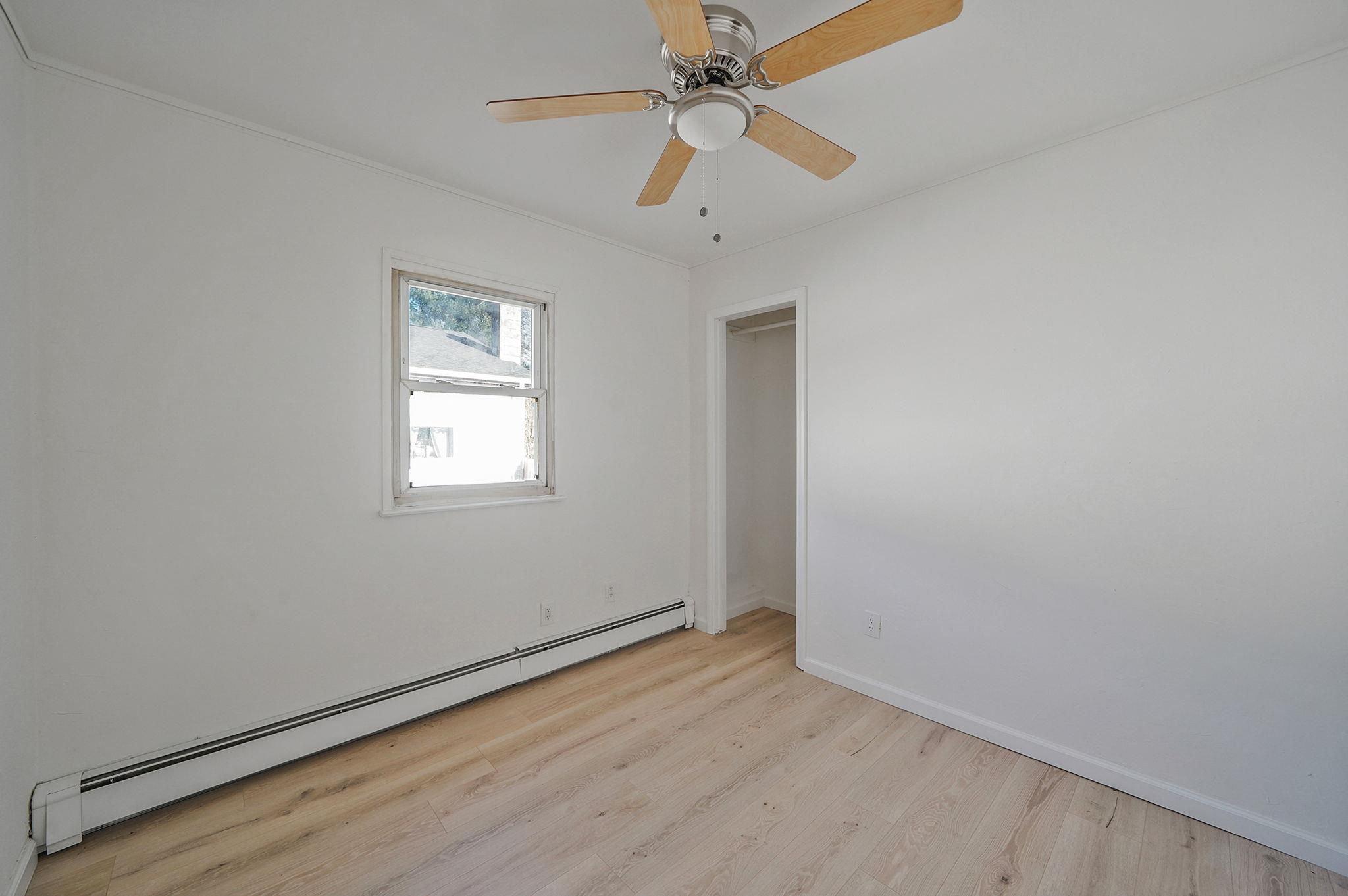 80 Meadowmere Avenue, Mastic, New York image 18
