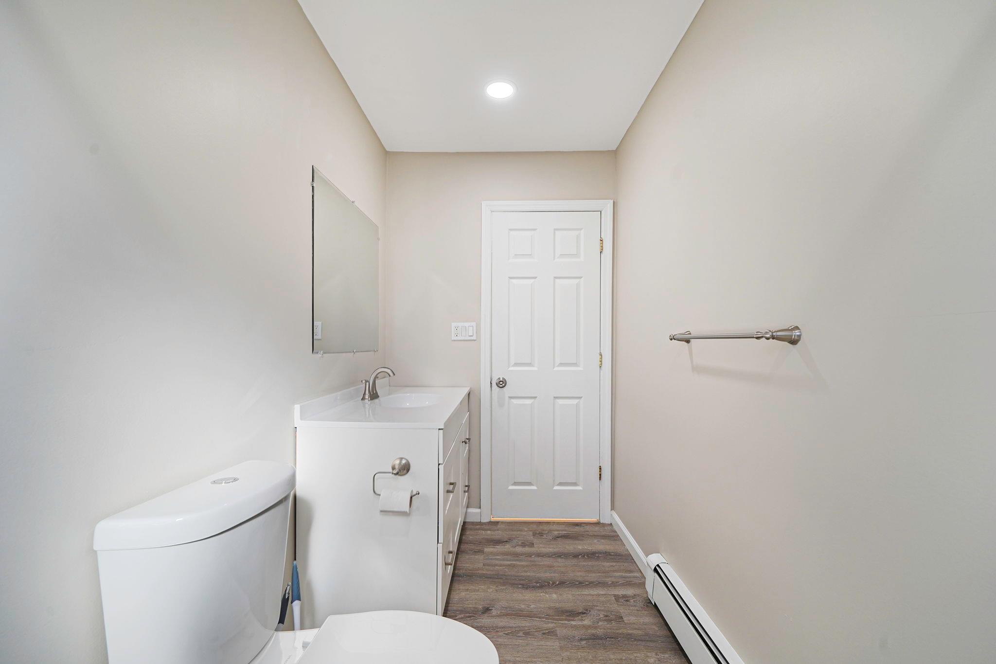 80 Meadowmere Avenue, Mastic, New York image 13