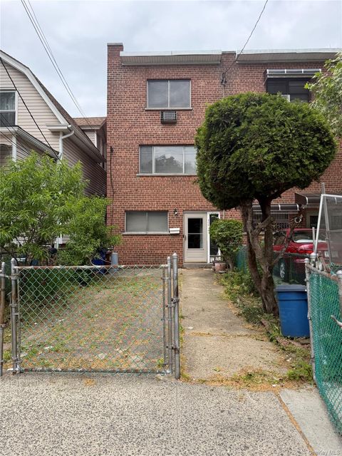 Multifamily For Sale - 909 Burke Avenue<br/> Bronx, NY 10469
