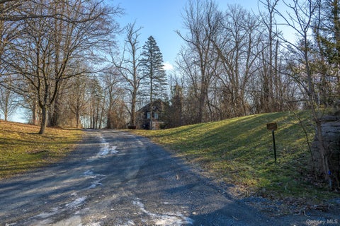 Homes For Sale - 91 Scheller Park Road<br/> West Coxsackie, NY 12192